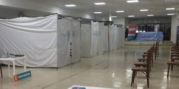 El nuevo vacunatorio ya funciona en el salón de Luz y Fuerza