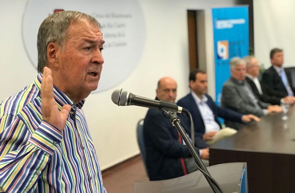 El Gobierno de Córdoba pidió más plazo para negociar la deuda