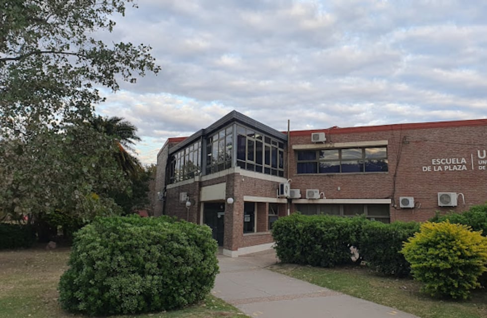 El primer paro en la Escuela de la Plaza trajo mucho disgusto e indignación entre los padres