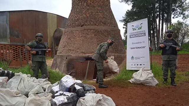 Puerto Leoni: incineran casi cinco toneladas de marihuana incautada