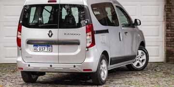 Apareció una camioneta "transformer" en Córdoba.