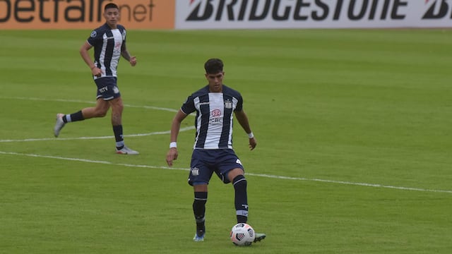 Piero Hincapié. El defensor ecuatoriano, uno de los titulares en el equipo del Matador. (Facundo Luque)