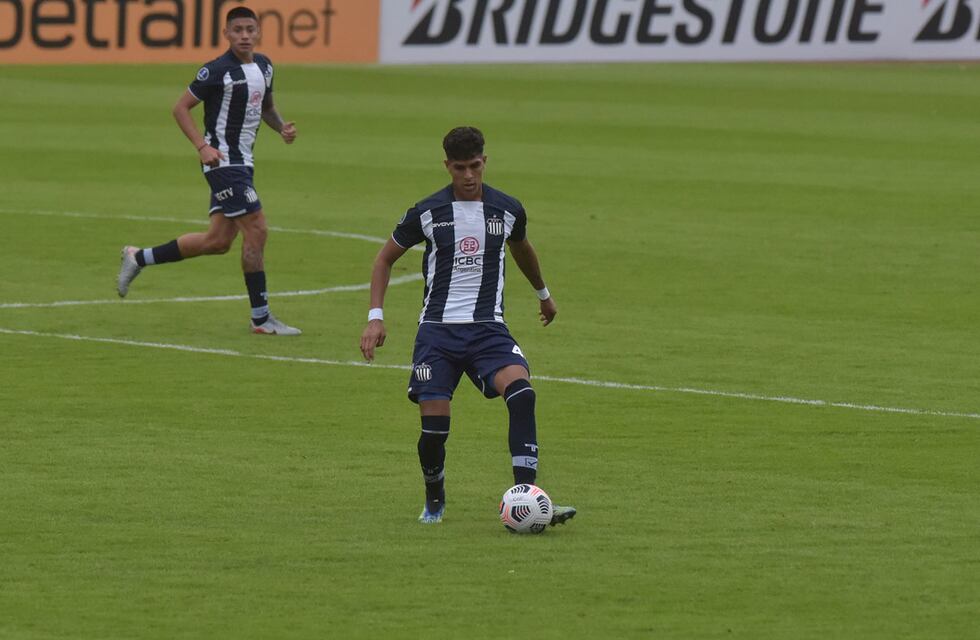 Hincapié, el ecuatoriano de Talleres, es seguido por cuatro clubes grandes de Europa
