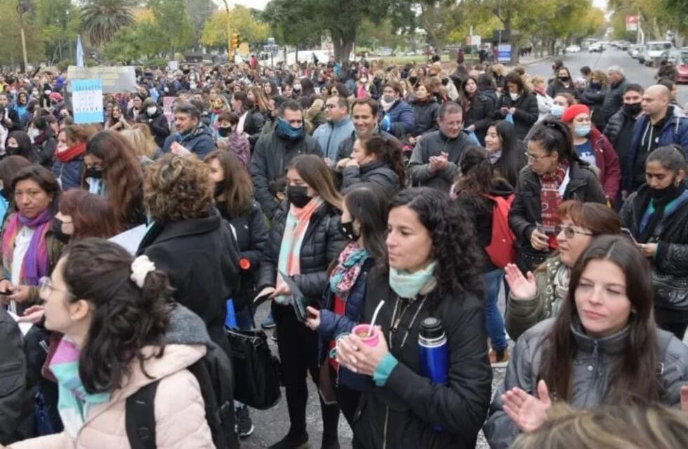 Afirman que hubo un 70% de acatamiento al paro docente en San Juan