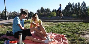 Se espera un finde con temperaturas agradables y un comienzo de semana con mucho calor y máximas de hasta 35º. Fotio: José Gutierrez / Los Andes.