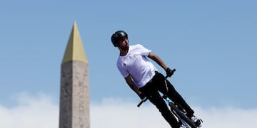 José "Maligno" Torres voló alto en París y consiguió la medalla dorada en BMX