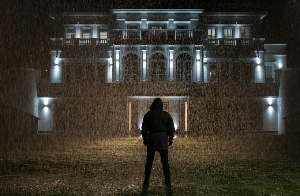 Dura 2 horas, es muy cruda y te mantendrá al vilo: el thriller que la rompe en Netflix