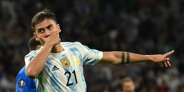Paulo Dybala metió el tercero para Argentina ante Italia,