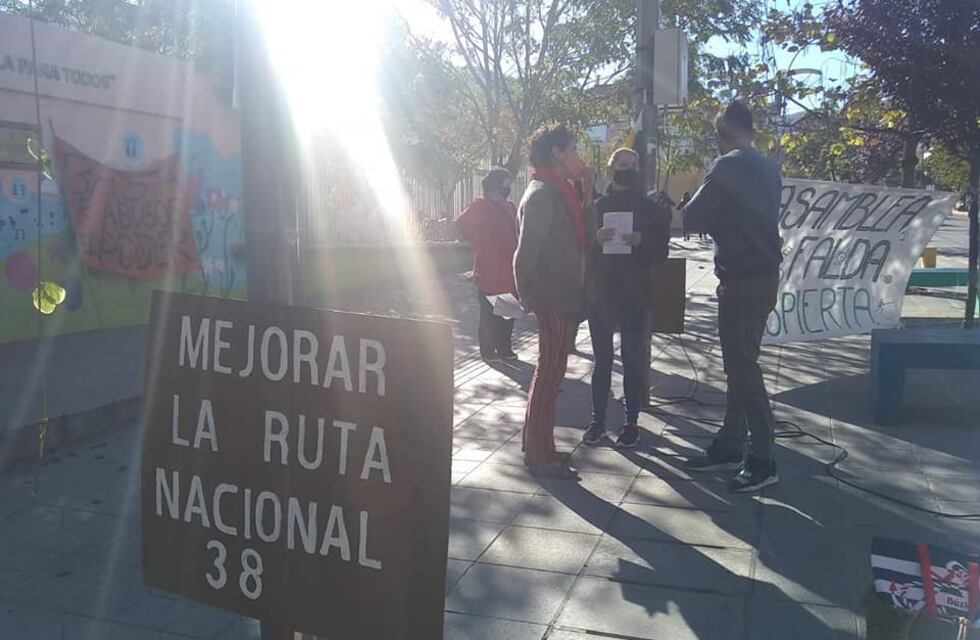 Autovía 38: ambientalistas se manifestaron en la UNC