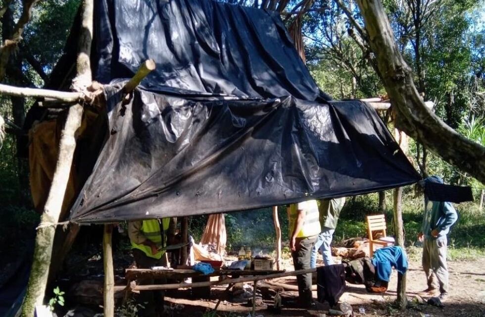 Clausuran un campamento de tareferos en Comandante Andresito