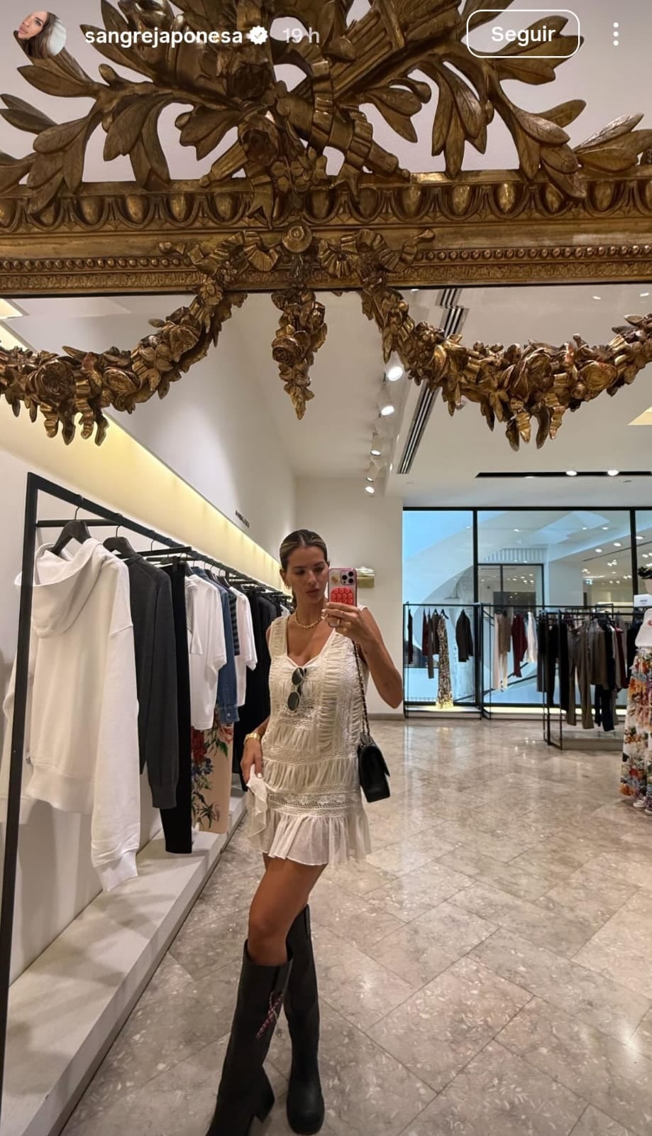 Desde Turquía, la China Suárez lució las botas tendencia de la temporada 2025 y revolucionó Instagram
