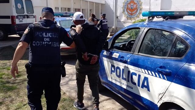 Las dos parejas intentaron irse sin pagar y se resistieron a la autoridad policial (Foto / Villa María Vivo!).