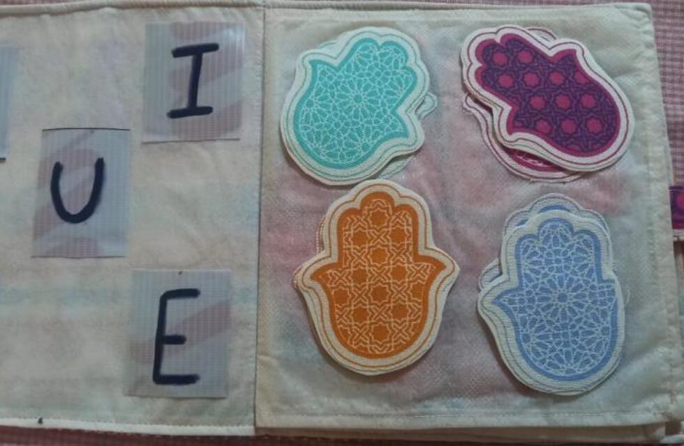 Eldorado: hacen útiles escolares con materiales reciclados