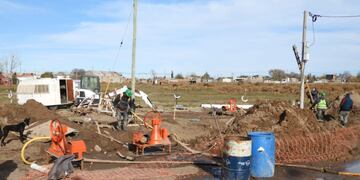 Reclaman controles en las obras de cloacas en el barrio Nueva Bahía Blanca.