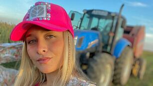 Florencia es modelo y técnica agropecuaria.