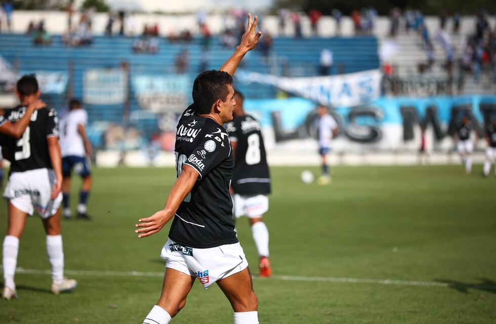 Primera Nacional: “Pulga” Rodríguez volvió a darle una victoria al “Lobo” jujeño