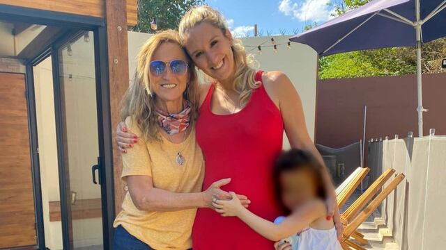 Karina Suárez junto a su hija Sol Fijo y su nieta.