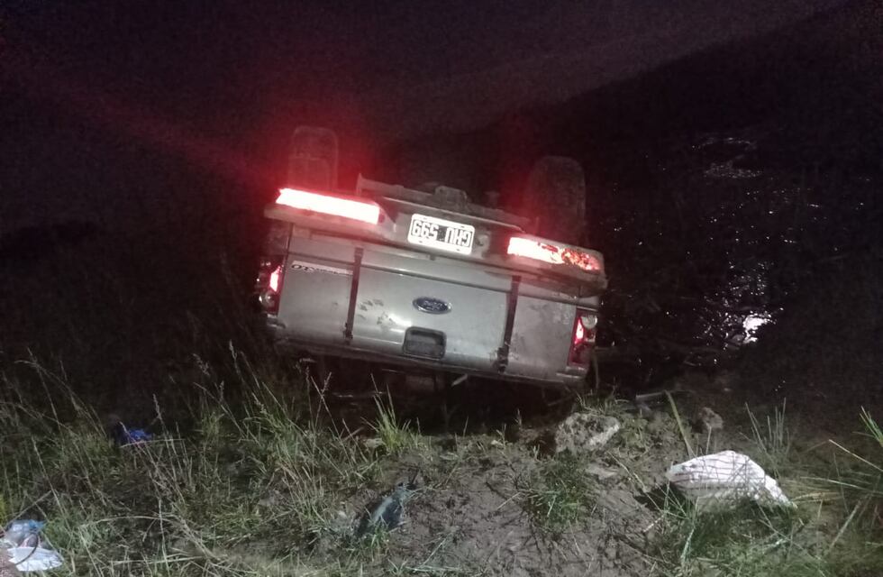 Un fallecido y tres heridos en un vuelco cerca de 16 de Julio