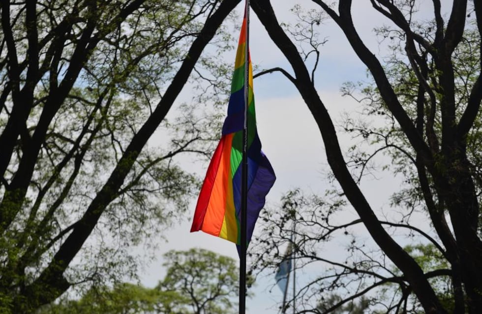 Córdoba: plantan árboles en el Parque Sarmiento por las personas LGBT desaparecidas