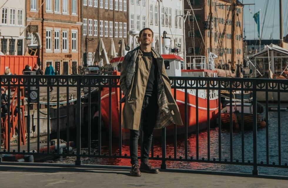 El sanjuanino que vive en Dinamarca y consiguió trabajo en Tesla, la empresa de Elon Musk