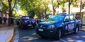 Los vecinos aseguran que la mujer fue golpeada.