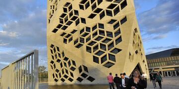 Escándalo en el Gobierno de la provincia de Córdoba por la compra millonaria de "semen".