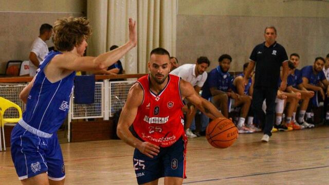 Pablo Bertone Oliveirense de Portugal
