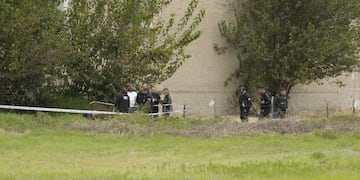 El fiscal Adrián Spelta y su equipo fueron a inspeccionar el estacionamiento de Presidente Perón al 6900.