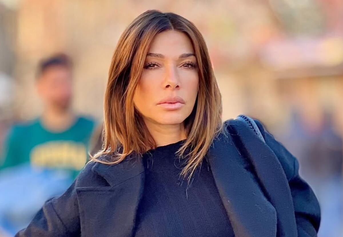 Catherine Fulop se sumó a la tendencia del animal print y posó en microbikini de triángulos