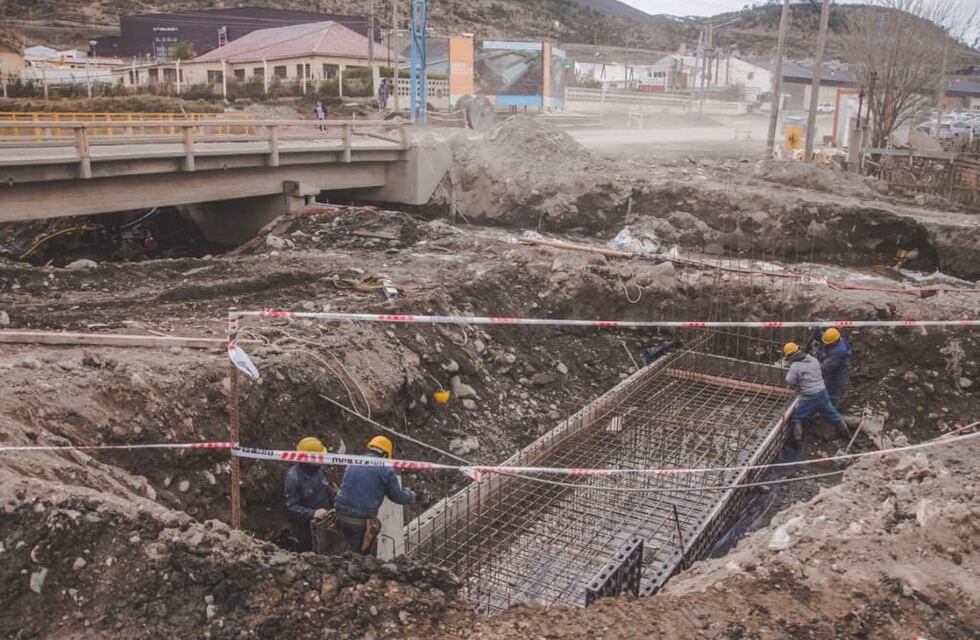 Avanzan los trabajos del nuevo puente sobre el Arroyo Grande