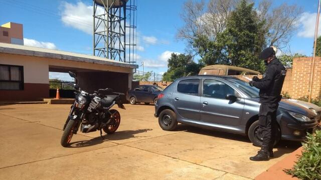 Los autos fueron denunciados como robados en diferentes localidades de Buenos Aires.
