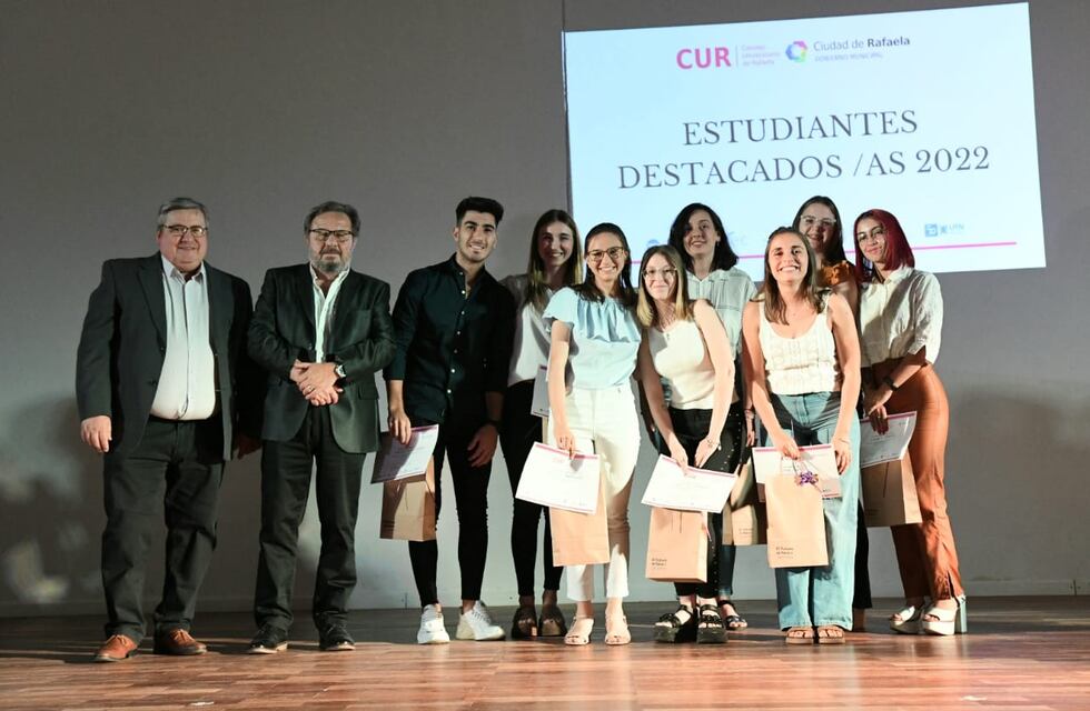 El Consejo Universitario de Rafaela distinguió a 62 estudiantes de distintas carreras