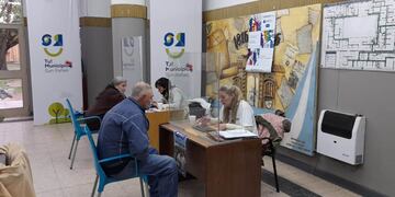 Puesto en la Municipalidad de San Rafael para ayudar a los vecinos con el Censo digital.