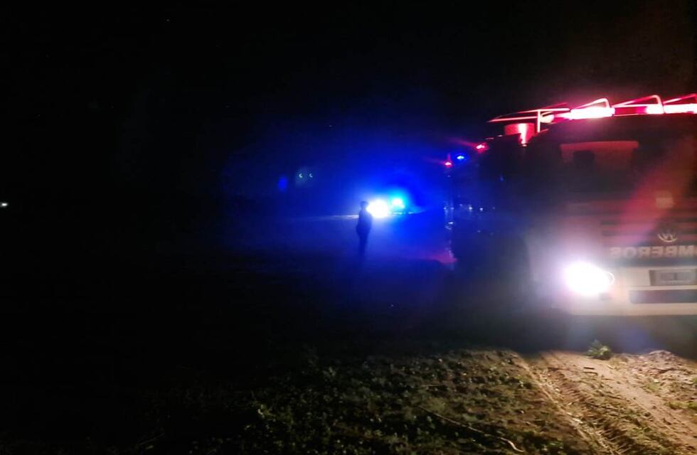 No hicieron caso al pronóstico, prendieron fuego en el campo y el viento desató un incendio