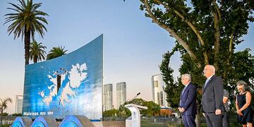 Tierra del Fuego acompañó la inauguración de un nuevo monumento a Malvinas en Buenos Aires