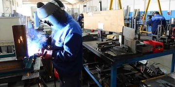 La economía registró una caída del 0,3% contra el mes anterior. Foto: Archivo.