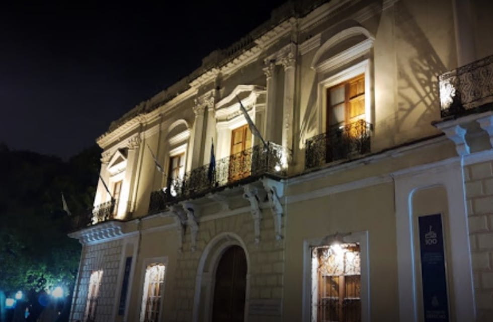 Córdoba: tratan hoy el título de Eméritos a dos docentes de Derecho, con oposición de Abuelas