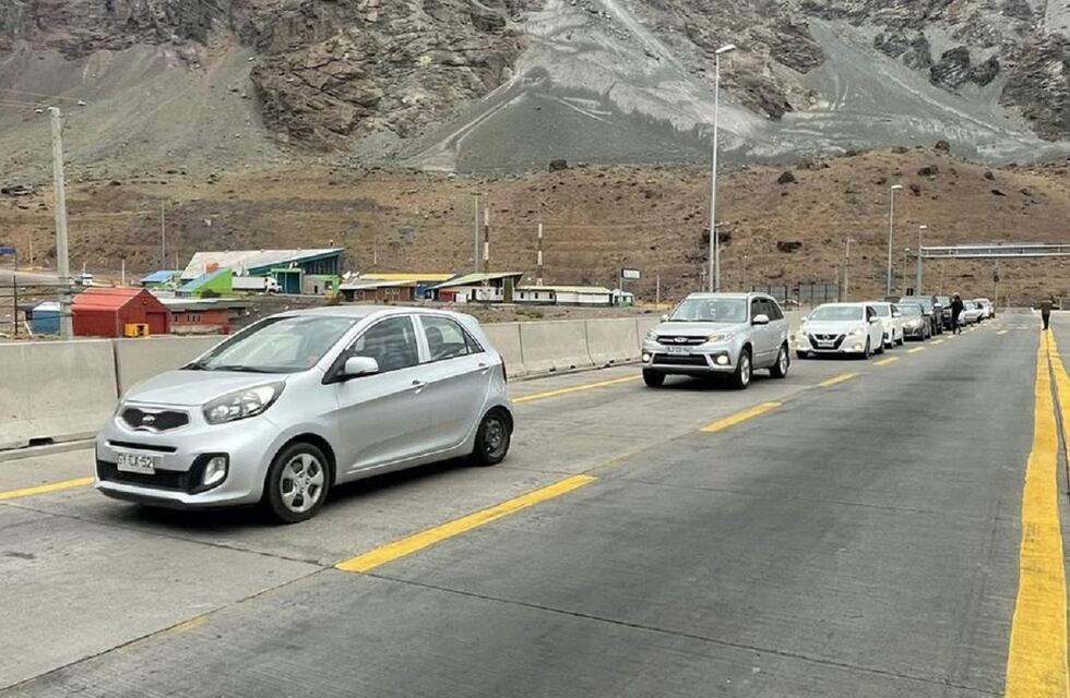 Fin de semana largo en Mendoza: se habilitó el Paso Cristo Redentor y se espera a miles de turistas