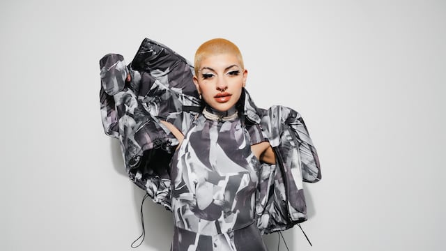 Cazzu, reflexiva aun en la cúspide de la música popular. (Gentileza Franco Puente)