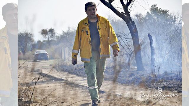 Matías González, bomero voluntario declarado "vecino ejemplar".
