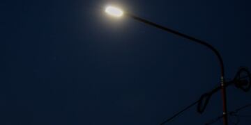 Nuevas Luminarias Led para la Av. Caseros del 0 al 1000