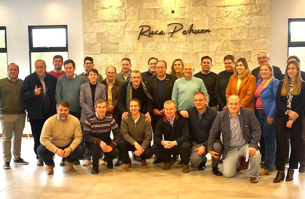 Gonzales Chaves: Lucia Gómez Presente En El Cuarto Foro De Intendentes Radicales Bonaerenses