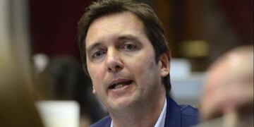 El diputado nacional Eduardo Cáceres fue citado por la Justicia por la denuncia por violencia de género que lo tiene como acusado.