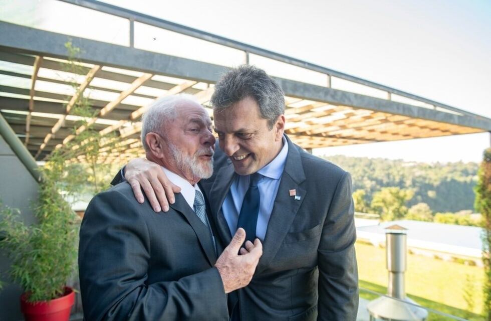 Expresidentes y otros en actividad apoyaron a Sergio Massa de cara al balotaje