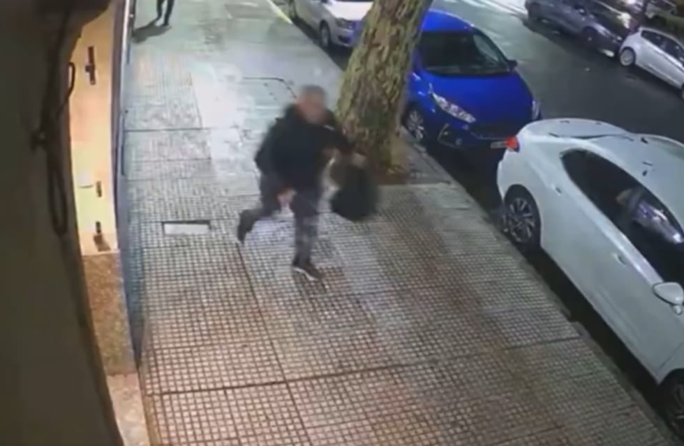 Crimen del peluquero: se conocieron imágenes de la huida del asesino y sus últimas palabras antes de disparar