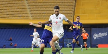 El representante de Scocco le puso fecha a la vuelta del goleador