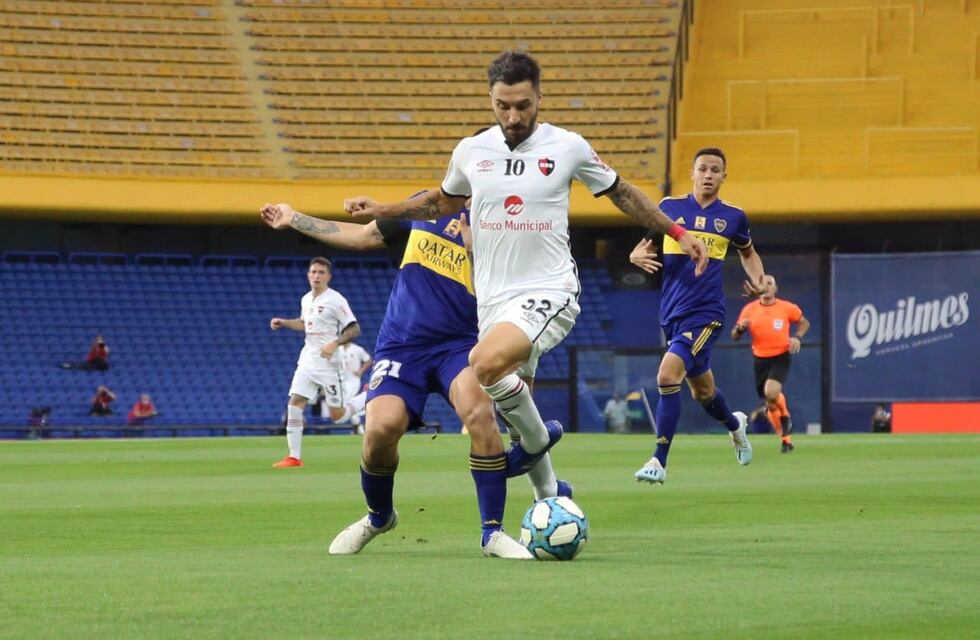 El representante de Scocco le puso fecha al regreso del goleador