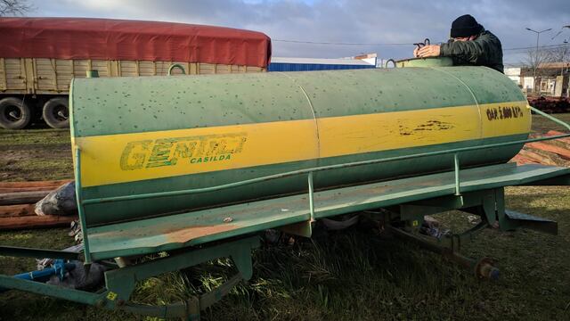 Recuperaron un acoplado que almacena combustible en Tandil.