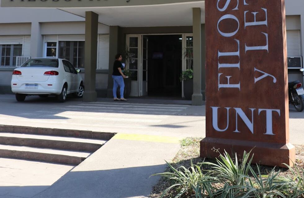 “Cámara oculta dice Canosa. Anonimato y cobardía, decimos nosotros”