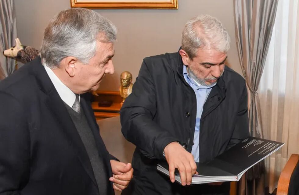 El ministro Aníbal Fernández se reunió con el gobernador Morales en Jujuy